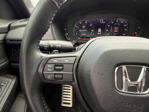 Used 2023 Honda Accord Sport image 12