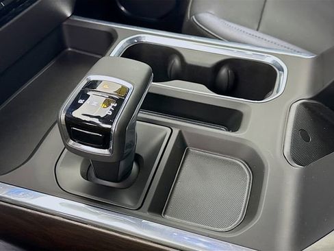 Used 2023 GMC Sierra 1500 SLT w/ SLT Premium Plus Package image 19