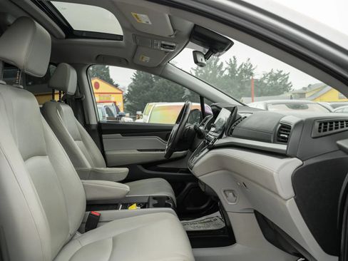Used 2019 Honda Odyssey EX-L image 12