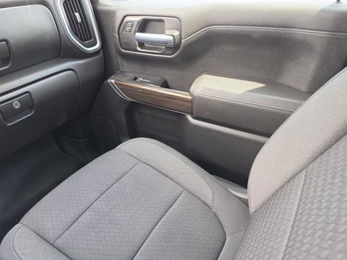 Used 2021 Chevrolet Silverado 1500 LT w/ Bed Protection Package AWD/4WD image 18