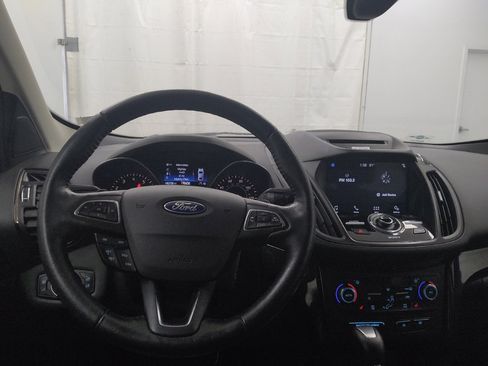 Used 2017 Ford Escape Titanium AWD/4WD image 22