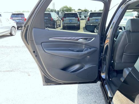 Certified 2023 Buick Enclave Avenir AWD/4WD image 21