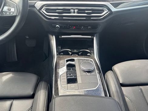Used 2023 BMW 330i xDrive Sedan w/ Premium Package AWD/4WD image 18