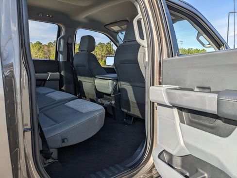 Used 2023 Ford F150 XLT image 39