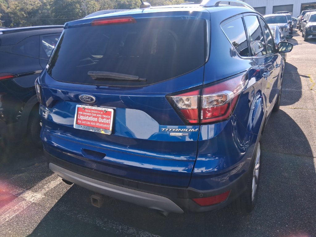 Used 2017 Ford Escape Titanium AWD/4WD image 5