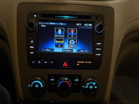 Used 2016 Chevrolet Traverse LS image 16