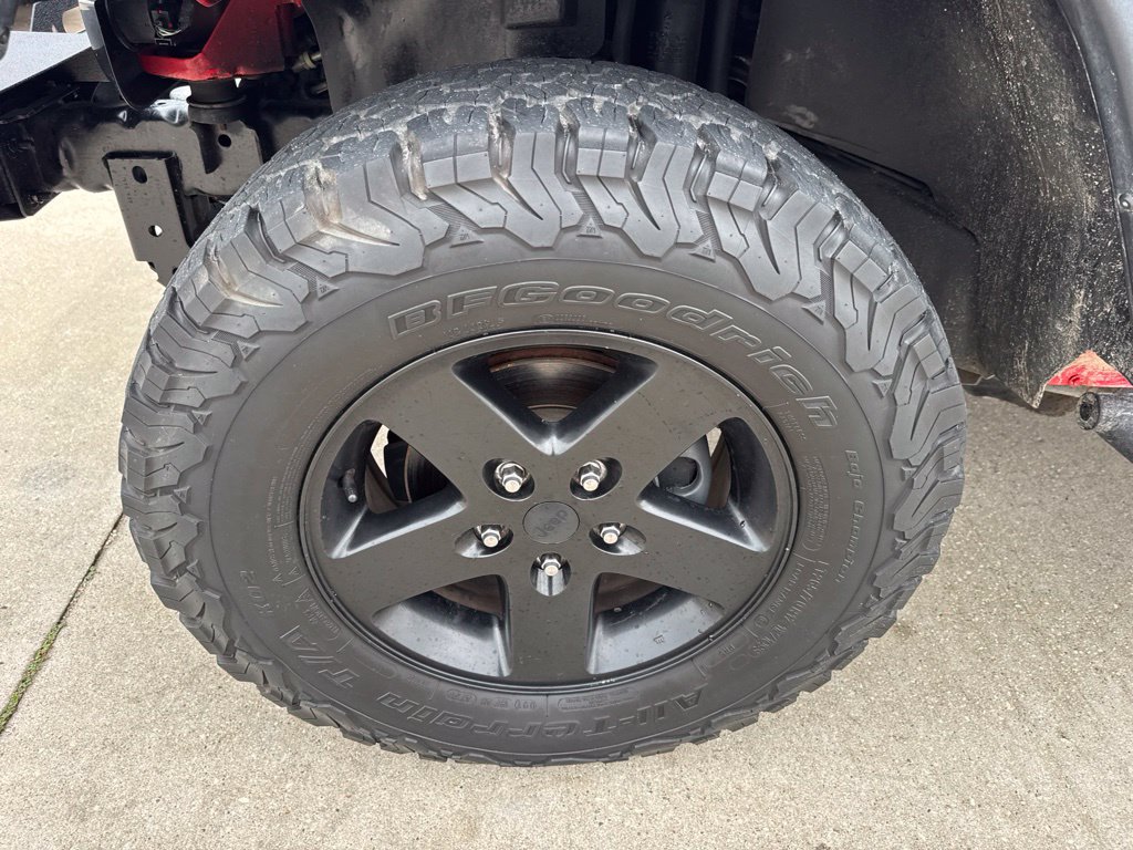Used 2017 Jeep Wrangler Unlimited Sport AWD/4WD image 5
