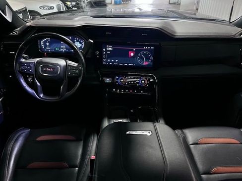 Used 2024 GMC Sierra 3500 AT4 w/ AT4 Premium Plus Package image 33