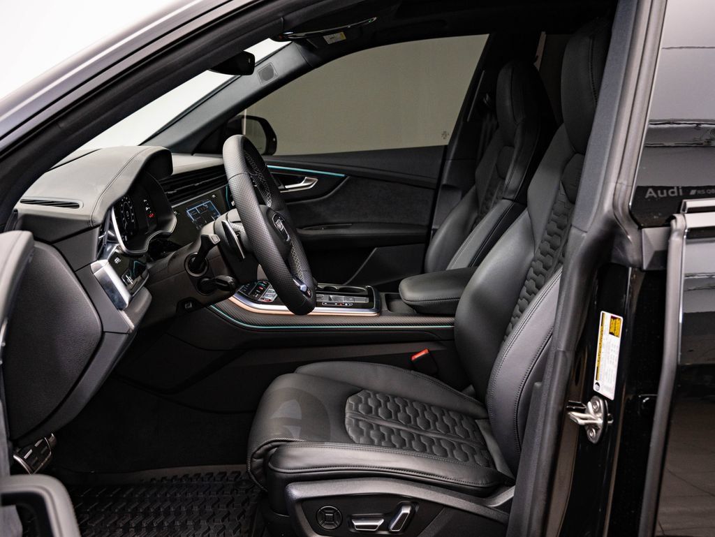 Used 2025 Audi RS Q8 performance AWD/4WD image 22
