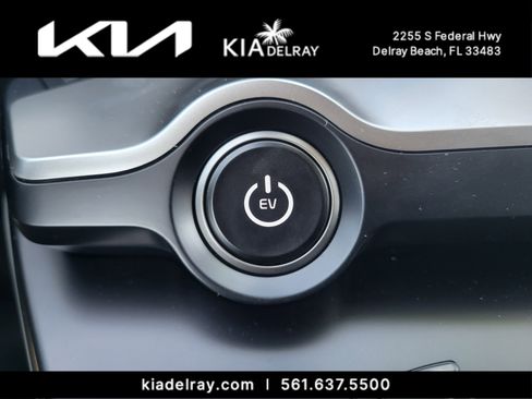 New 2025 Kia EV6 Wind image 28
