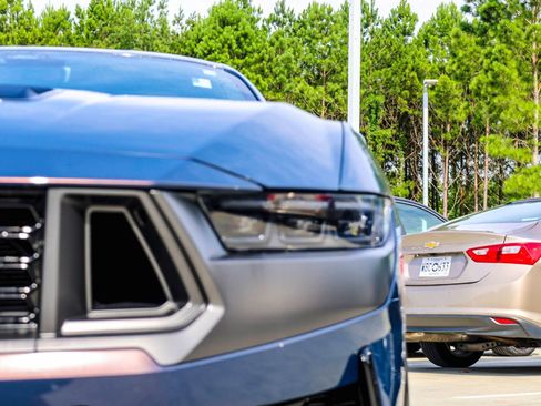 Used 2025 Ford Mustang Dark Horse RWD image 6