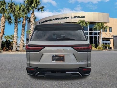 Used 2022 Lexus LX 600 F Sport w/ Accessory Package (Z1) AWD/4WD image 5