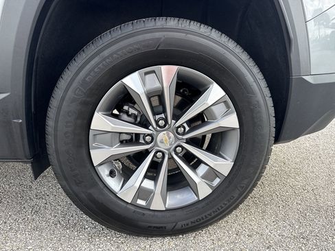 Used 2026 Chevrolet Equinox LT FWD image 18