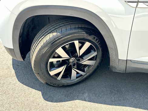 Used 2022 Volkswagen Atlas Cross Sport SE AWD/4WD image 24