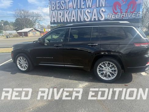 Used 2021 Jeep Grand Cherokee L Summit w/ Advanced Protech Group IV image 8