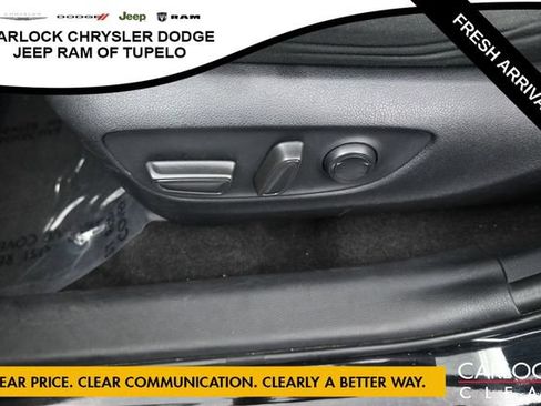 Used 2024 Toyota RAV4 XLE FWD image 15