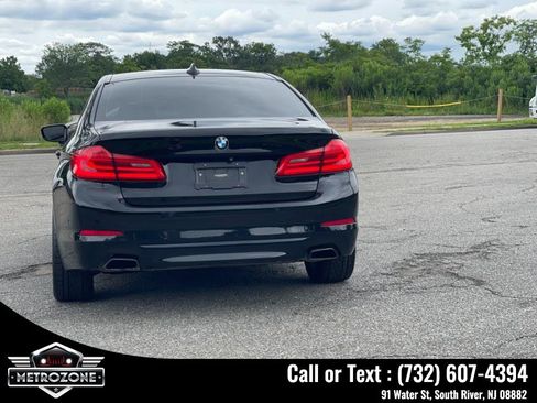 Used 2017 BMW 540i xDrive w/ Driving Assistance Package image 7