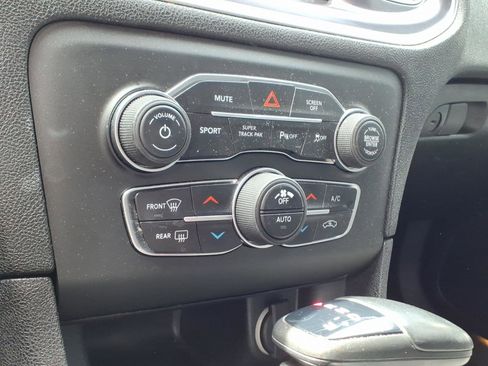 Used 2018 Dodge Charger R/T Scat Pack w/ Driver Confidence Group RWD image 14