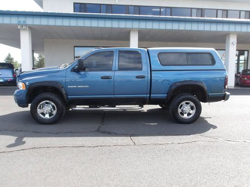 Used 2004 Dodge Ram 3500 Truck SLT w/ Sport Appearance Group AWD/4WD image 2