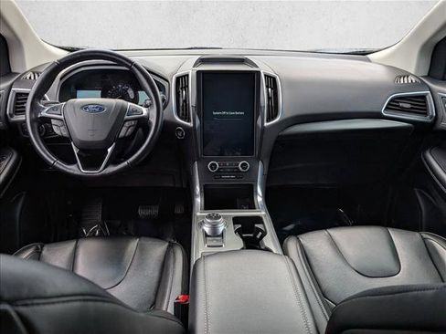 Used 2022 Ford Edge Titanium image 14