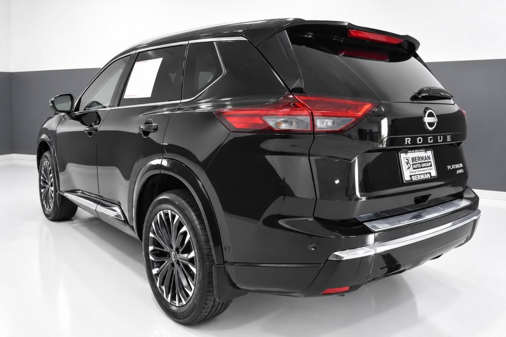 Certified 2026 Nissan Rogue Platinum w/ Tech Package AWD/4WD image 3