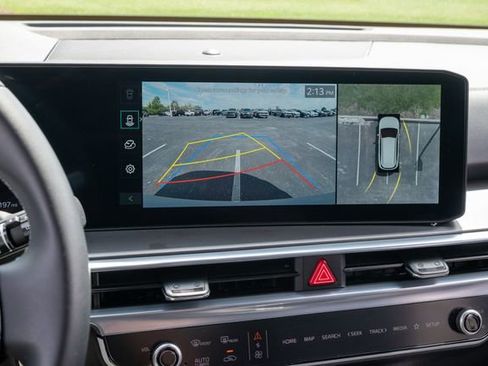 Certified 2025 Kia Sorento SX image 15