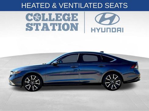 Used 2025 Honda Accord Touring image 7