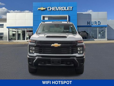 Used 2025 Chevrolet Silverado 2500 W/T w/ WT Convenience Package image 10