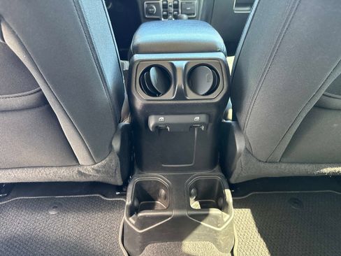 Used 2021 Jeep Wrangler Unlimited Sport image 16