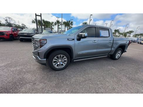Used 2023 GMC Sierra 1500 Denali image 4