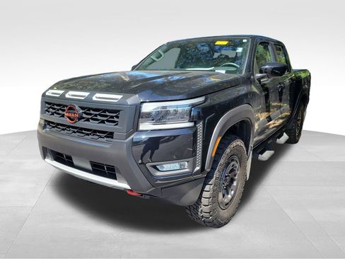 Used 2025 Nissan Frontier Pro-X RWD image 5