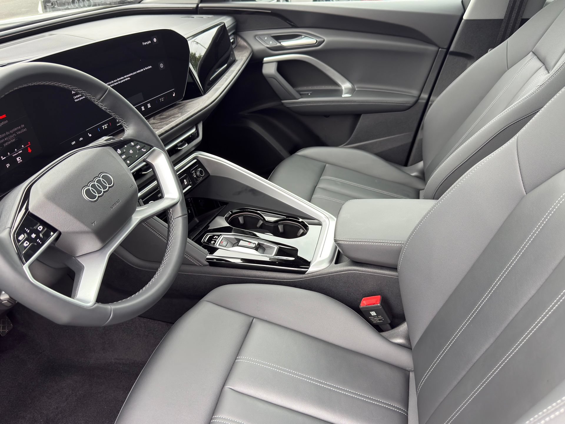 Certified 2025 Audi Q5 Premium w/ Convenience Package AWD/4WD image 11