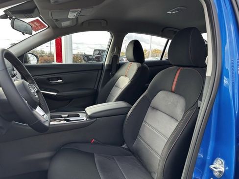 Certified 2025 Nissan Sentra SR image 20