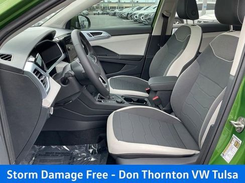 New 2026 Volkswagen Taos SE AWD/4WD image 14