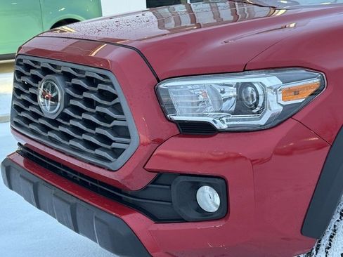 Used 2023 Toyota Tacoma 4x4 Double Cab image 8