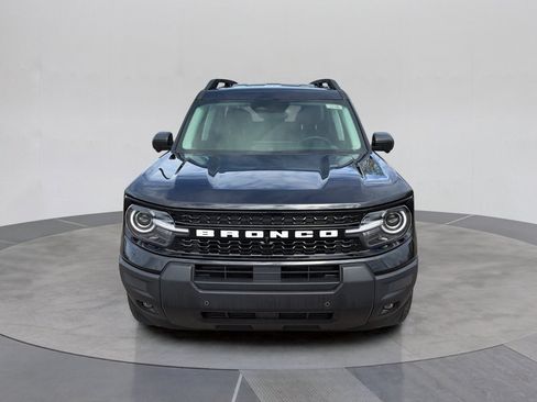Certified 2025 Ford Bronco Sport Outer Banks w/ Outer Banks Tech Package+ AWD/4WD image 2