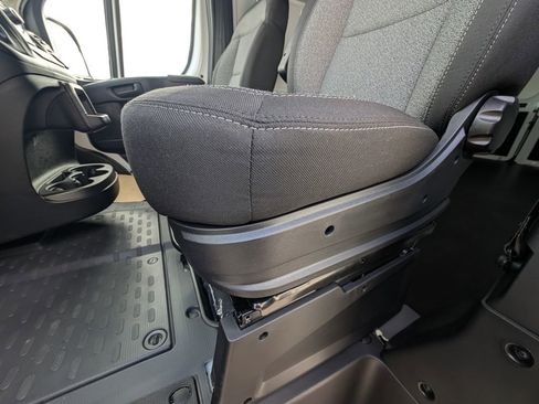 New 2026 RAM ProMaster 3500 w/ Convenience Group image 15