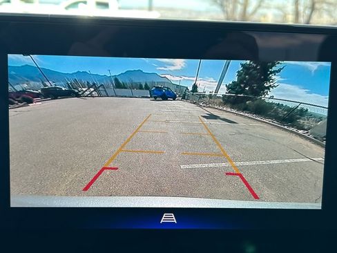 Used 2024 Chevrolet Trax RS w/ Driver Confidence Package image 16