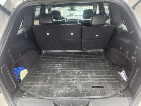 Used 2019 Jeep Grand Cherokee Altitude image 13