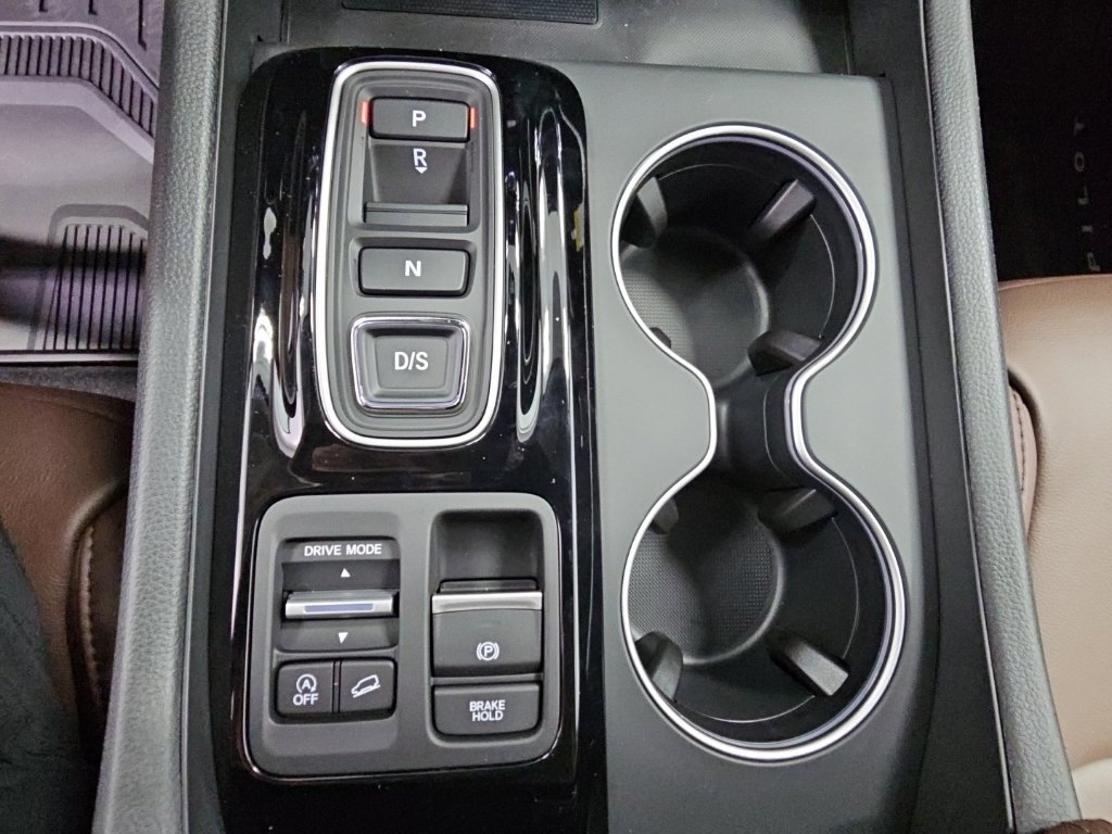 New 2026 Honda Pilot Touring image 21