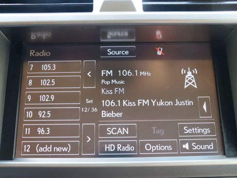 Used 2015 Lexus GX 460 Luxury AWD/4WD image 37