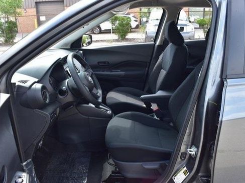 New 2025 Nissan Kicks Play S image 15