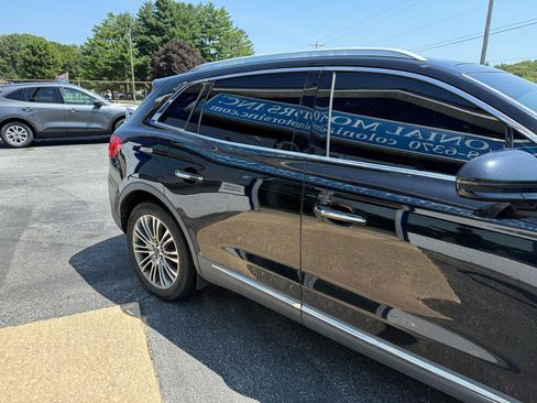 Used 2017 Lincoln MKX Reserve w/ Lincoln MKX Climate Package AWD/4WD image 6