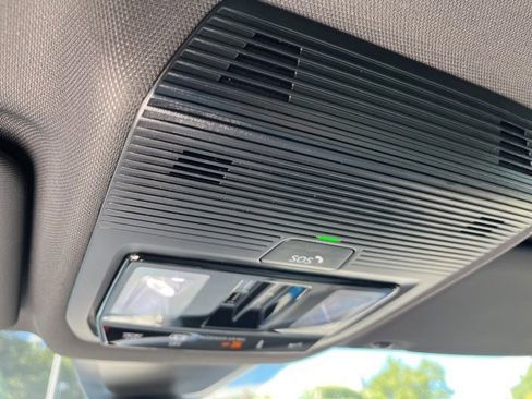 New 2026 Volkswagen Atlas Cross Sport SEL Premium R-Line image 23