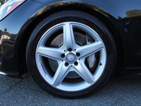 Used 2015 Mercedes-Benz CLS 550 w/ Premium Package image 9