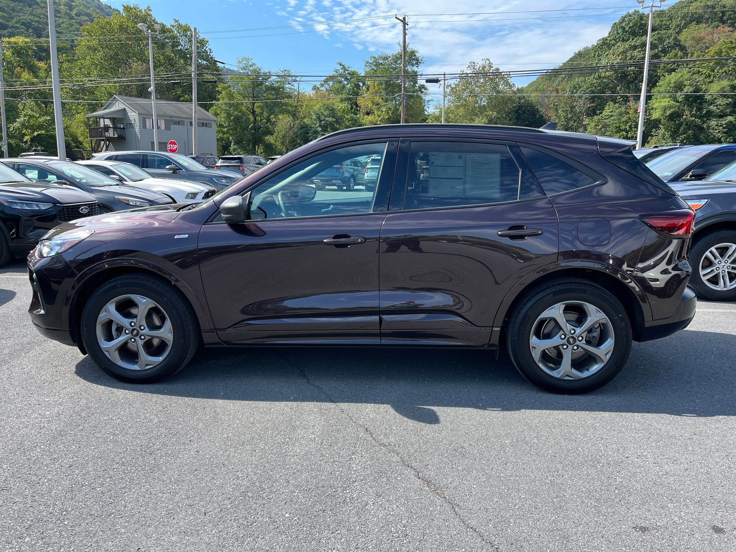 Certified 2023 Ford Escape ST-Line w/ Tech Pack #1 AWD/4WD image 11