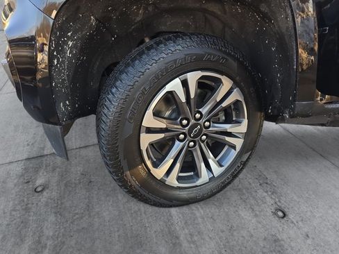 Used 2022 Chevrolet Colorado Z71 AWD/4WD image 30