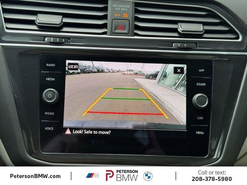 Used 2023 Volkswagen Tiguan SE R-Line image 32