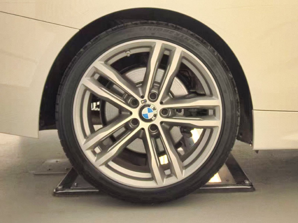 Used 2019 BMW 430i xDrive Coupe w/ M Sport Package AWD/4WD image 19