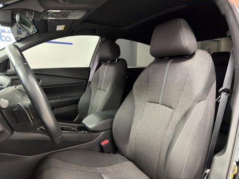 Used 2024 Honda Accord Sport image 11